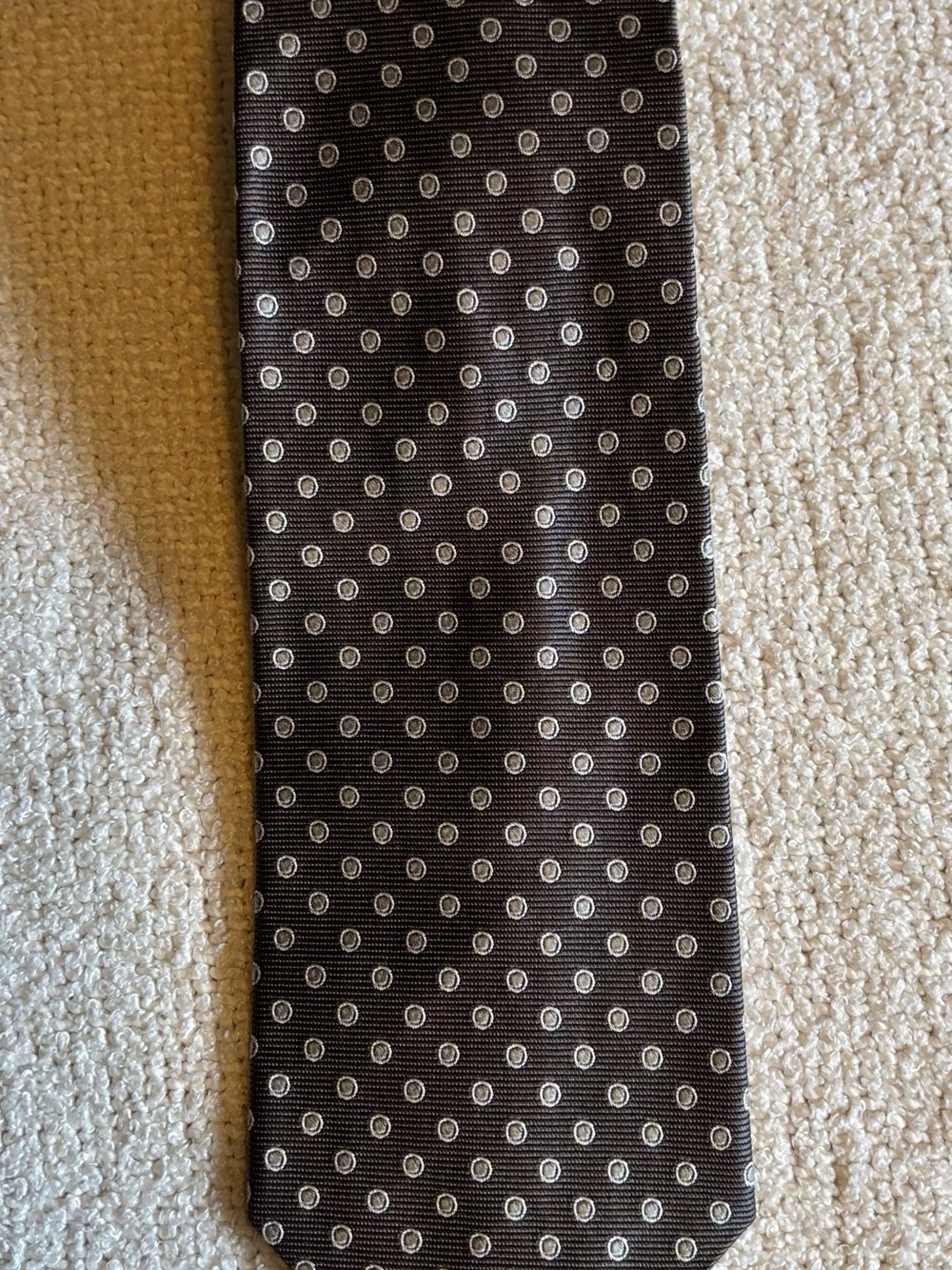 Brooks Brothers Men's charcoal gray Polka Dot Silk Tie Woven Pointed One Size